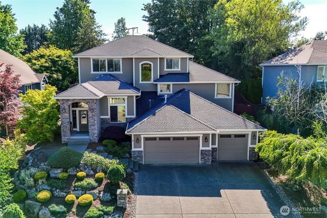 2910 219th Avenue E, Lake Tapps, WA 98391
