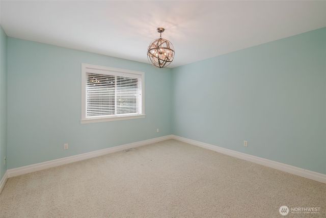2910 219th Avenue E, Lake Tapps, WA 98391