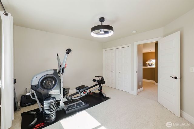2910 219th Avenue E, Lake Tapps, WA 98391