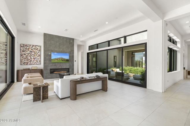 34765 N 83RD Way, Scottsdale, AZ 85266