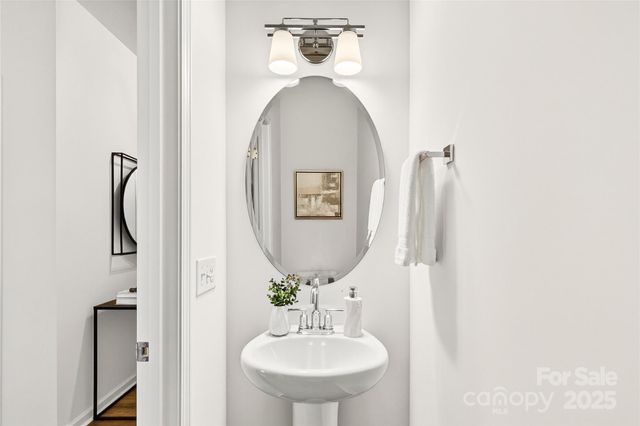 10423 Lakeshore Drive 71, Lancaster, SC 29720