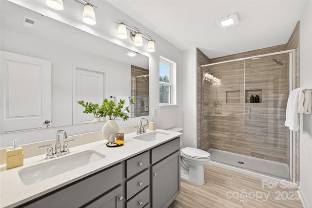 10423 Lakeshore Drive 71, Lancaster, SC 29720