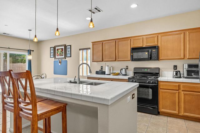 3922 Vista Dunes, Palm Springs, CA 92262