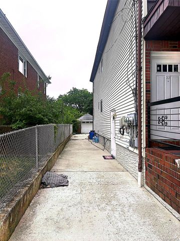 142-11 254th Street, Rosedale, NY 11422
