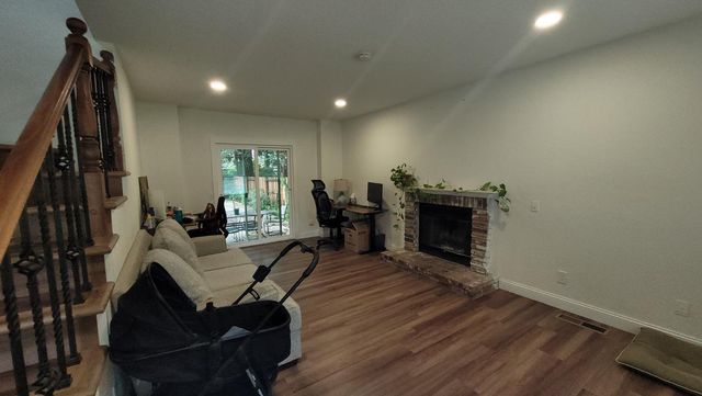 6573 Park Riviera Way, Sacramento, CA 95831