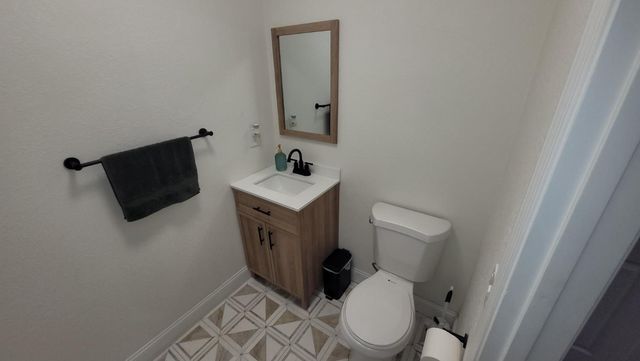 6573 Park Riviera Way, Sacramento, CA 95831