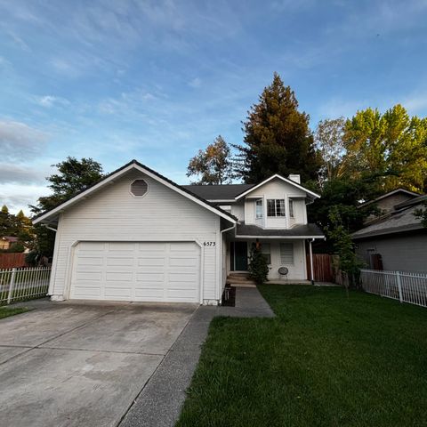 6573 Park Riviera Way, Sacramento, CA 95831