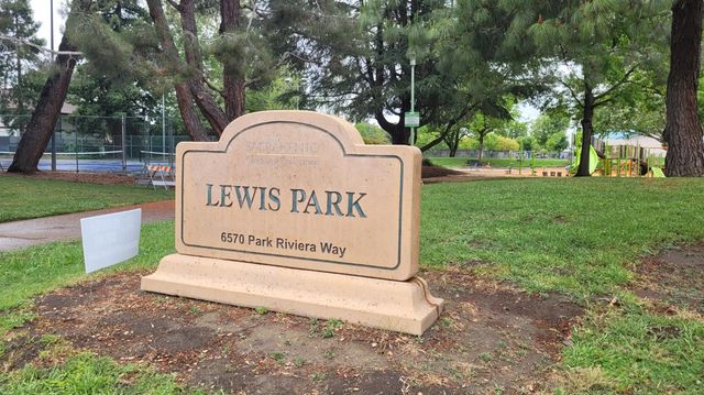 6573 Park Riviera Way, Sacramento, CA 95831