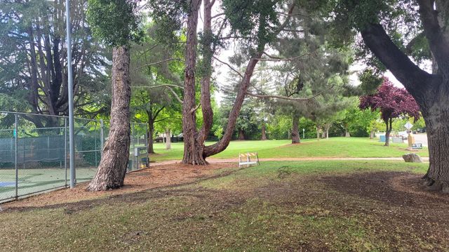 6573 Park Riviera Way, Sacramento, CA 95831