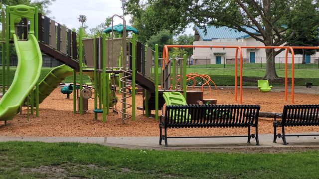 6573 Park Riviera Way, Sacramento, CA 95831