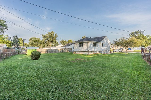 424 Mark Avenue, Glendale Heights, IL 60139