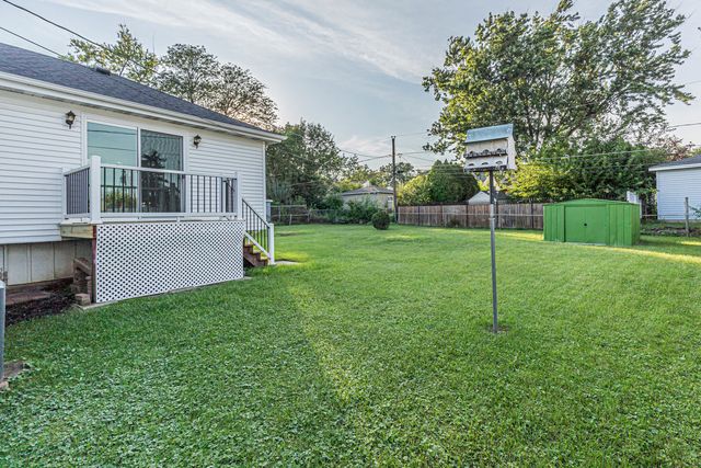424 Mark Avenue, Glendale Heights, IL 60139