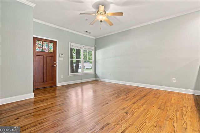 690 Frasier Circle SE, Marietta, GA 30060