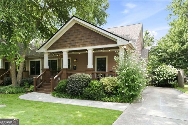 690 Frasier Circle SE, Marietta, GA 30060