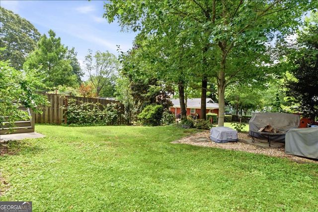 690 Frasier Circle SE, Marietta, GA 30060