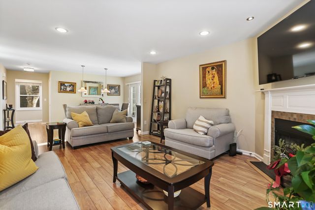 73 Audubon Close 73, Milford, CT 06461