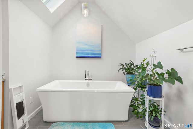 73 Audubon Close 73, Milford, CT 06461