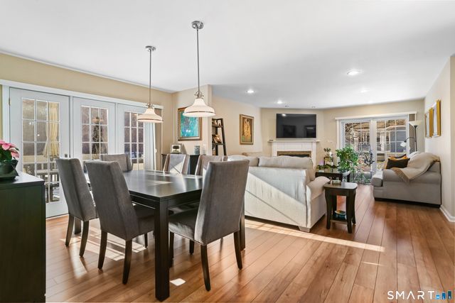 73 Audubon Close 73, Milford, CT 06461