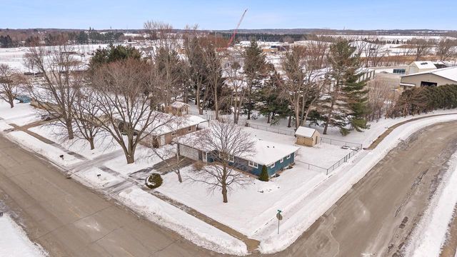 190 S Oak Street, Oregon, WI 53575