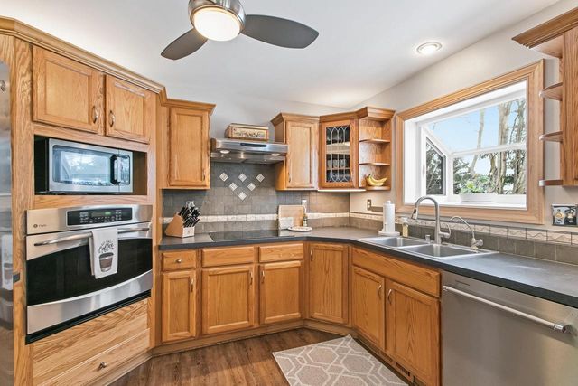 190 S Oak Street, Oregon, WI 53575