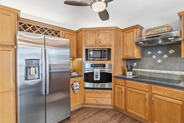 190 S Oak Street, Oregon, WI 53575