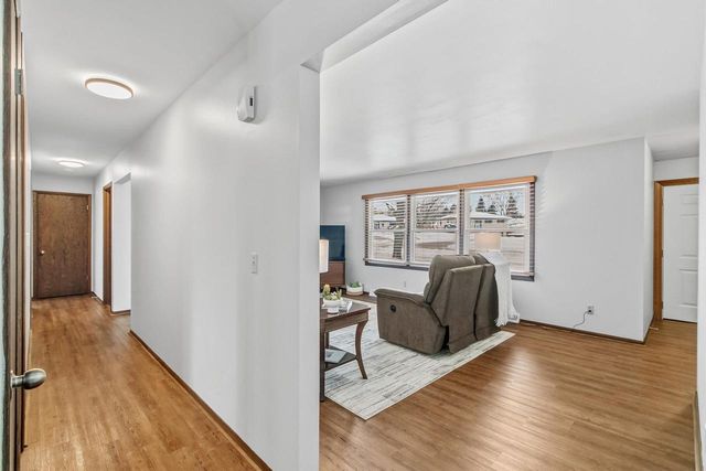 190 S Oak Street, Oregon, WI 53575