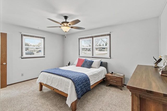 190 S Oak Street, Oregon, WI 53575