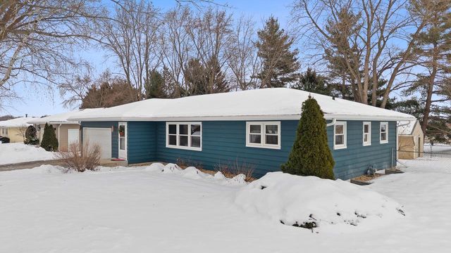 190 S Oak Street, Oregon, WI 53575