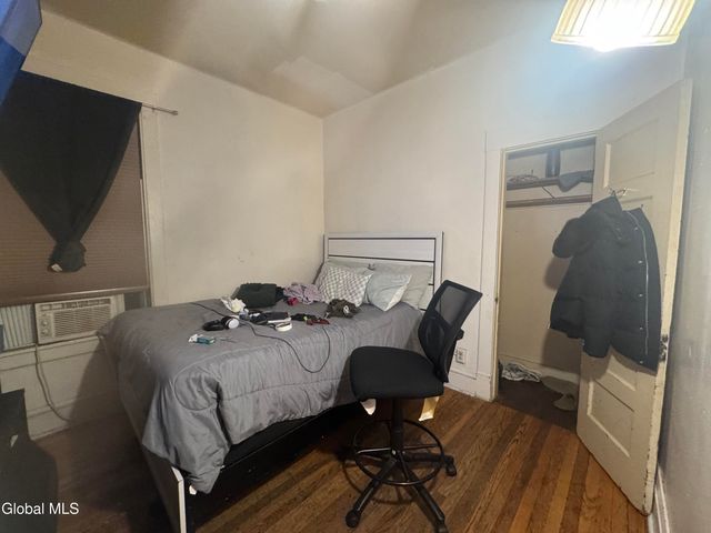 5 S Dove Street, Albany, NY 12202