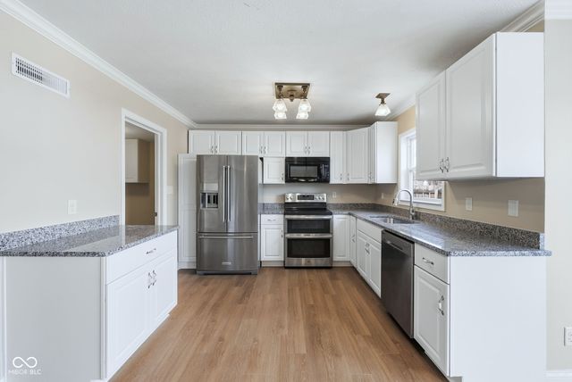 4274 Blackwood Court, Greenwood, IN 46143