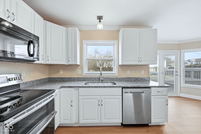 4274 Blackwood Court, Greenwood, IN 46143