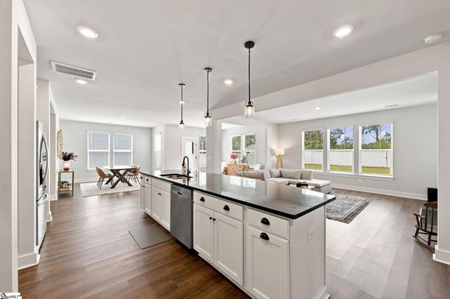 481 Fenwick Drive, Woodruff, SC 29388