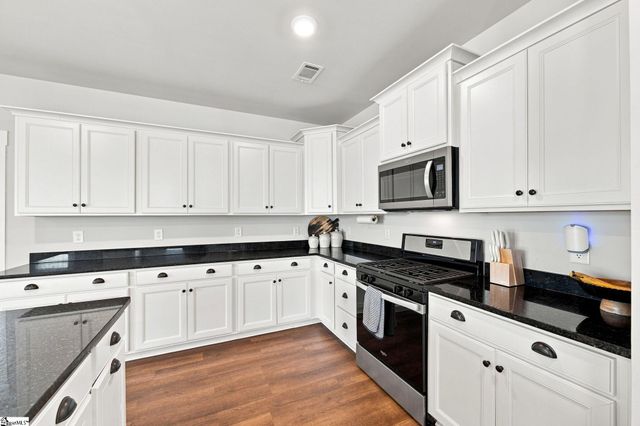 481 Fenwick Drive, Woodruff, SC 29388