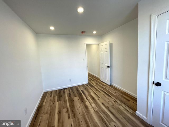 1813 E AIRDRIE ST, Philadelphia, PA 19124