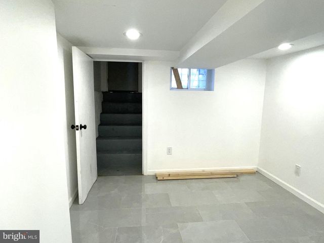 1813 E AIRDRIE ST, Philadelphia, PA 19124