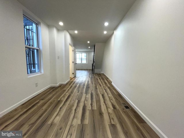 1813 E AIRDRIE ST, Philadelphia, PA 19124