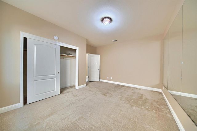 2153 Saddlebrook Ln, Oakdale, CA 95361