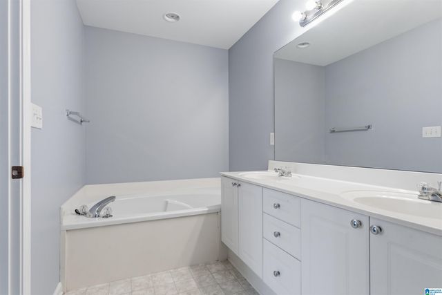632 PARKSIDE CIRCLE, Helena, AL 35080