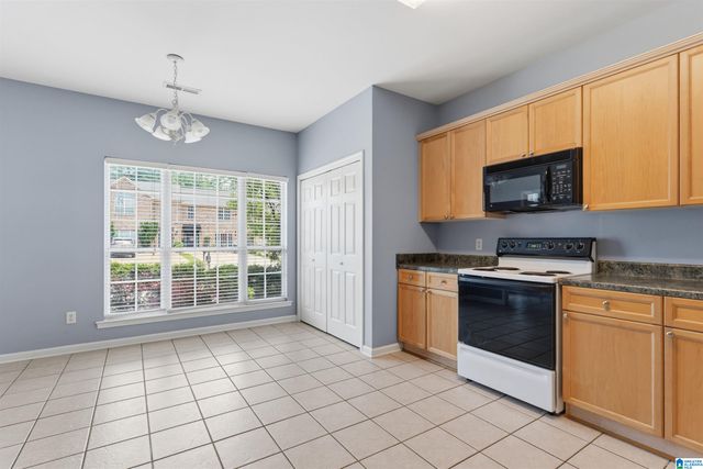 632 PARKSIDE CIRCLE, Helena, AL 35080