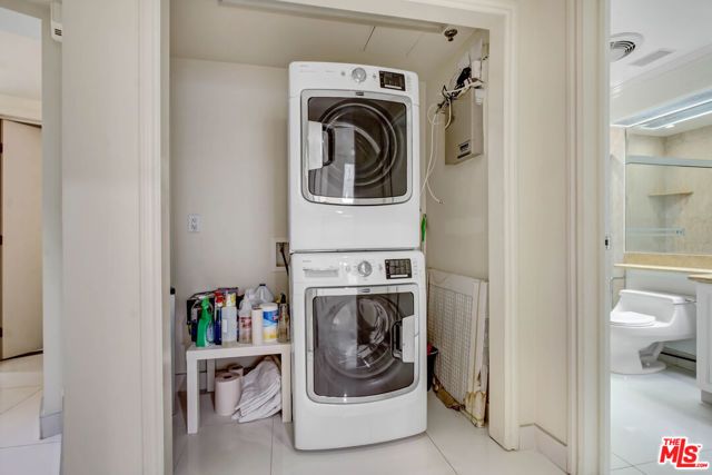 11921 Dorothy Street 102, Los Angeles, CA 90049