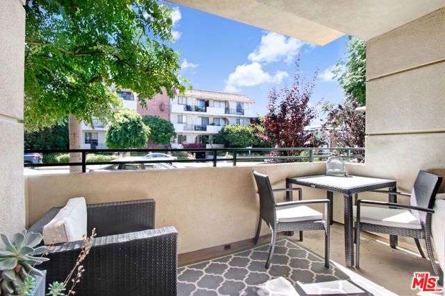 11921 Dorothy Street 102, Los Angeles, CA 90049