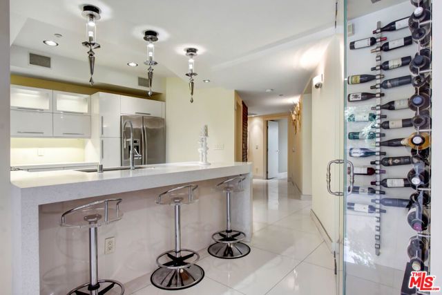 11921 Dorothy Street 102, Los Angeles, CA 90049