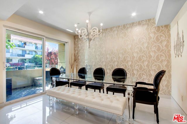 11921 Dorothy Street 102, Los Angeles, CA 90049