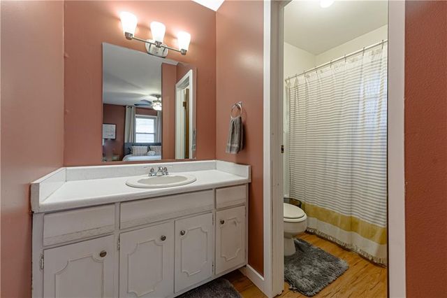 5009 NE 57th Terrace, Kansas City, MO 64119