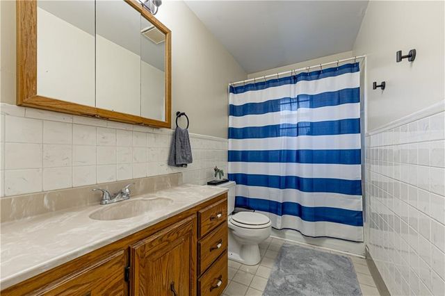 5009 NE 57th Terrace, Kansas City, MO 64119