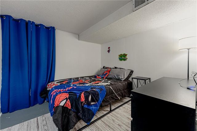5009 NE 57th Terrace, Kansas City, MO 64119