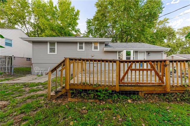 5009 NE 57th Terrace, Kansas City, MO 64119