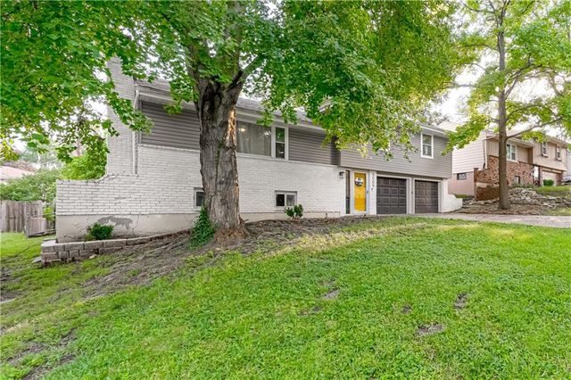 5009 NE 57th Terrace, Kansas City, MO 64119