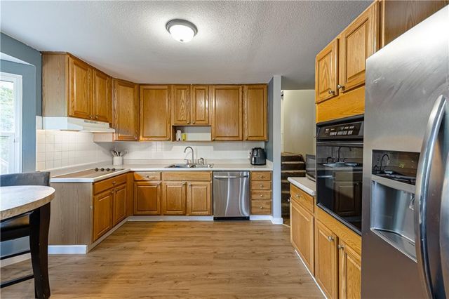 5009 NE 57th Terrace, Kansas City, MO 64119
