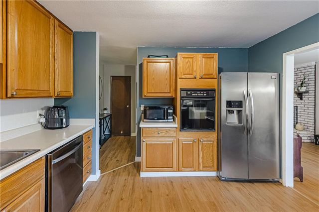 5009 NE 57th Terrace, Kansas City, MO 64119